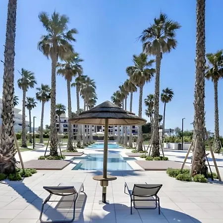 Sea View Luxury Penthouse Deveses شقة دينايا