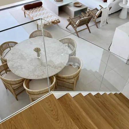 Sea View Luxury Penthouse Deveses شقة *