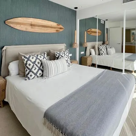 Lägenhet Sea View Luxury Penthouse Deveses *